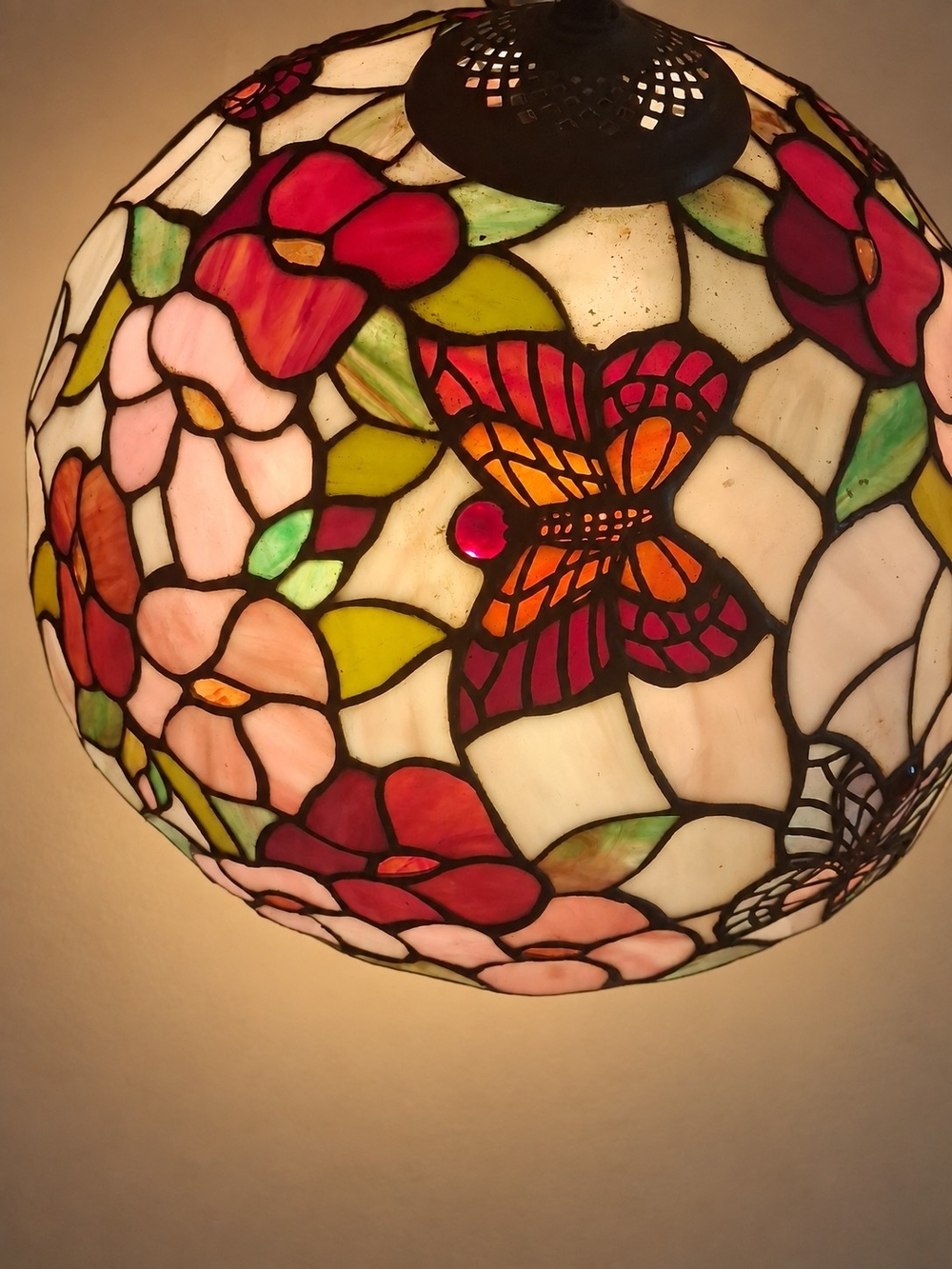 Stained Glass Butterfly Floral Pendant Lamp - Pink & Red